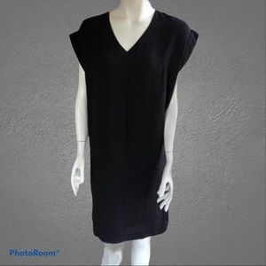 THEORY Drop Waist Vneck Black Dress sz10